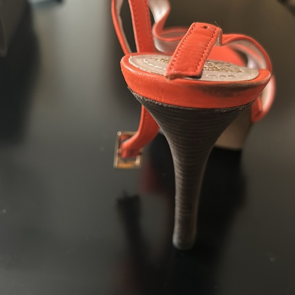 Vince camuto pumps - Picture 2 of 3